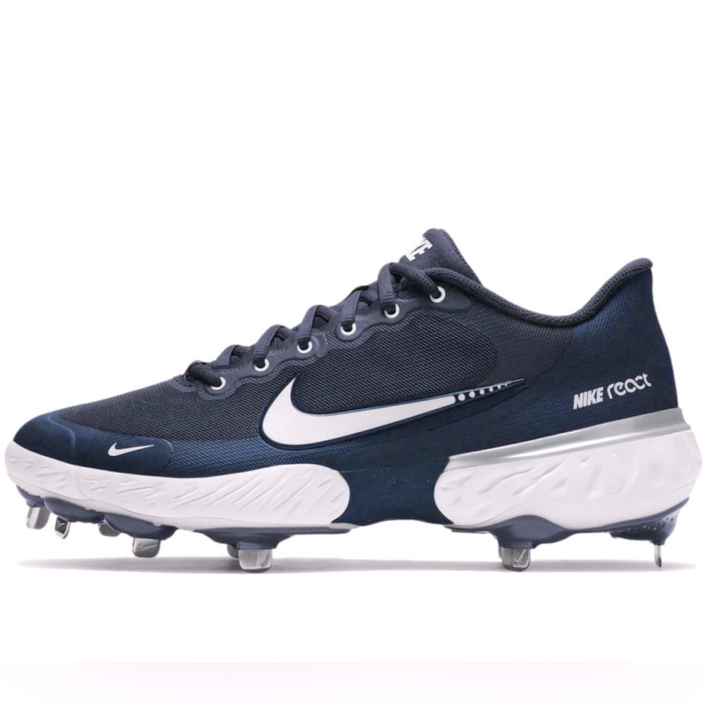 Nike Alpha Huarache Elite 3 Low Baseball Cleats
Size: 7.5M 
Style: Ck0746-401